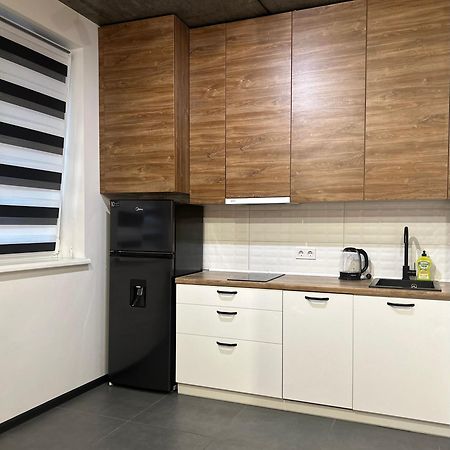Ferienwohnung Loft На Кониського, Центр Dnipro Exterior foto