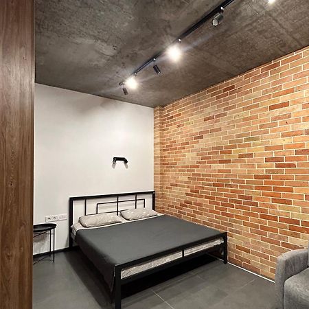 Ferienwohnung Loft На Кониського, Центр Dnipro Exterior foto