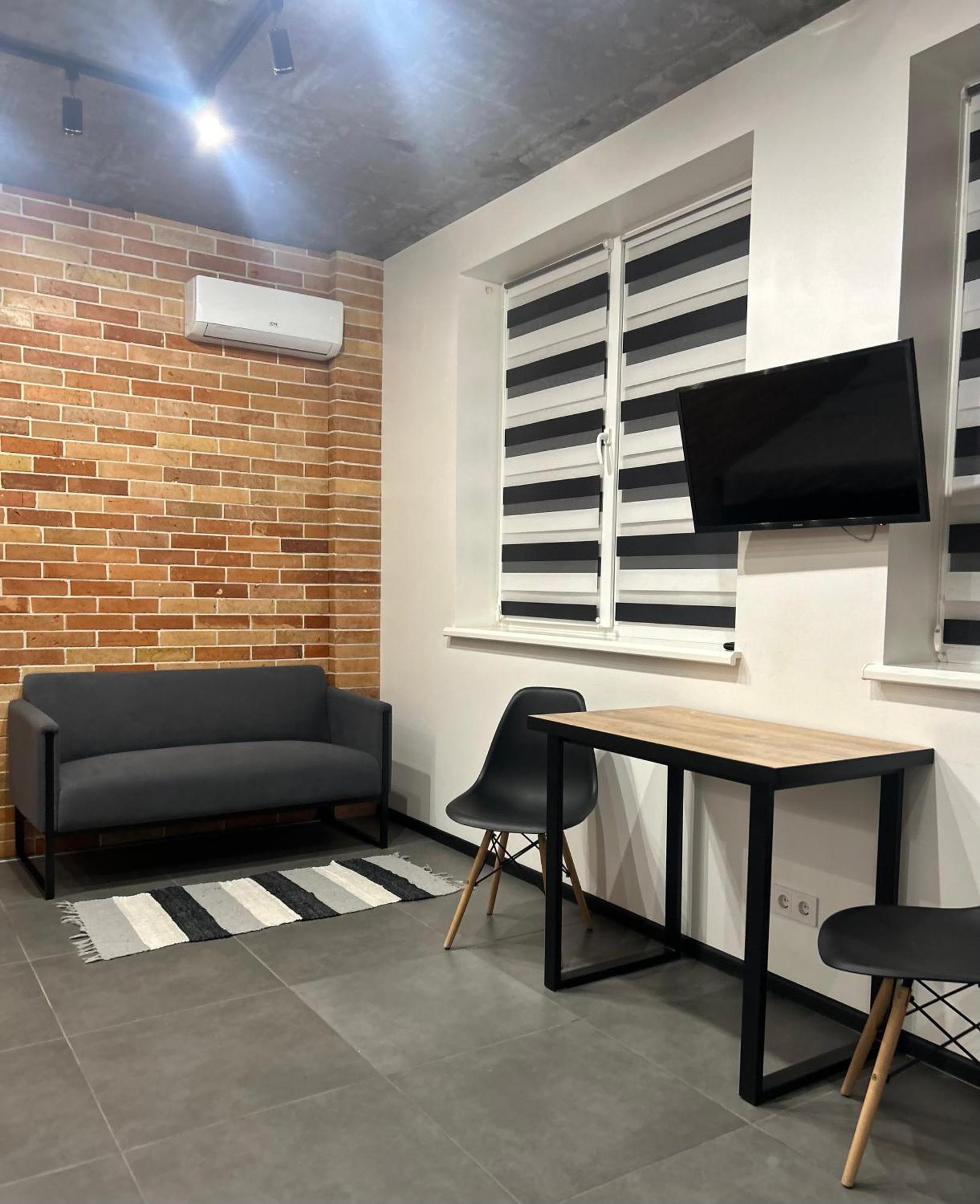 Ferienwohnung Loft На Кониського, Центр Dnipro Exterior foto