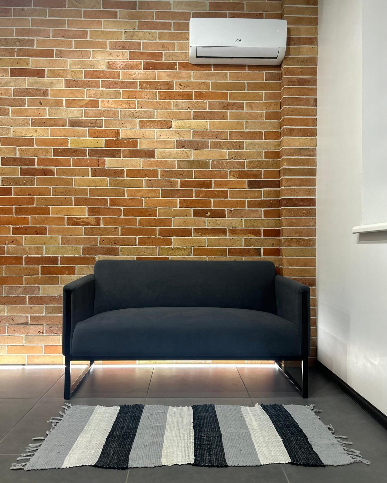 Ferienwohnung Loft На Кониського, Центр Dnipro Exterior foto